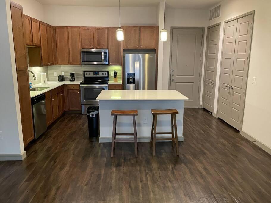 Апартаменти Downtown Living 1Br W/ Free Parking Garage Х'юстон Екстер'єр фото