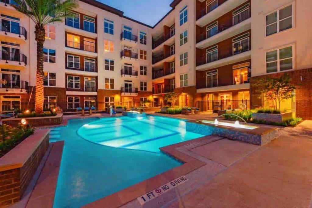 Апартаменти Downtown Living 1Br W/ Free Parking Garage Х'юстон Екстер'єр фото